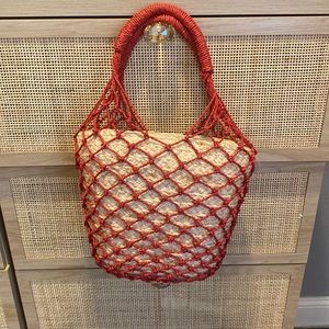 Straw handbag